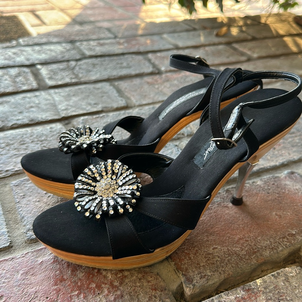 Vintage Betsey Johnson Black And Silver Heels